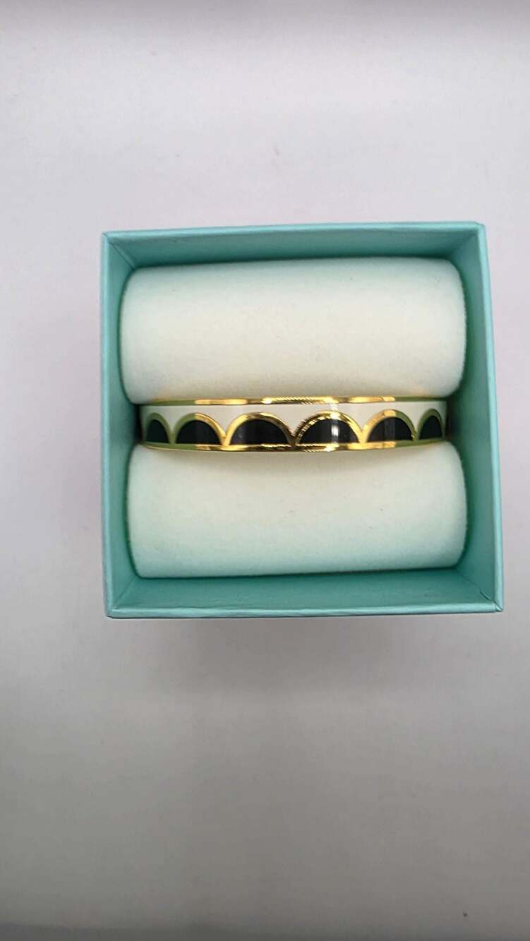 Kate Spade New York Ahead of the Curve Enamel and Gold Plated Scalloped Bracelet